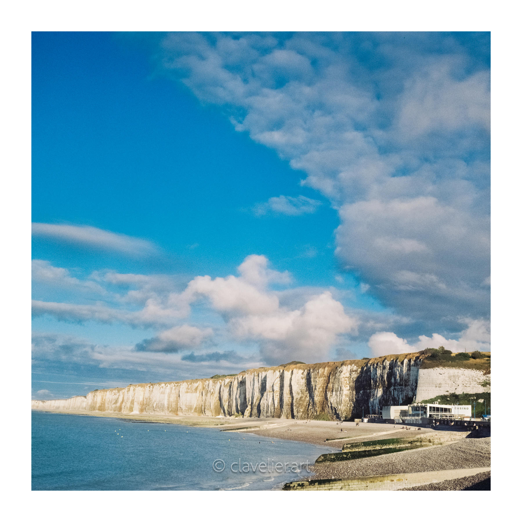Les yeux vers le ciel, chapitre 5 — œuvre 7, photographie de Bertrand CLAVELIER